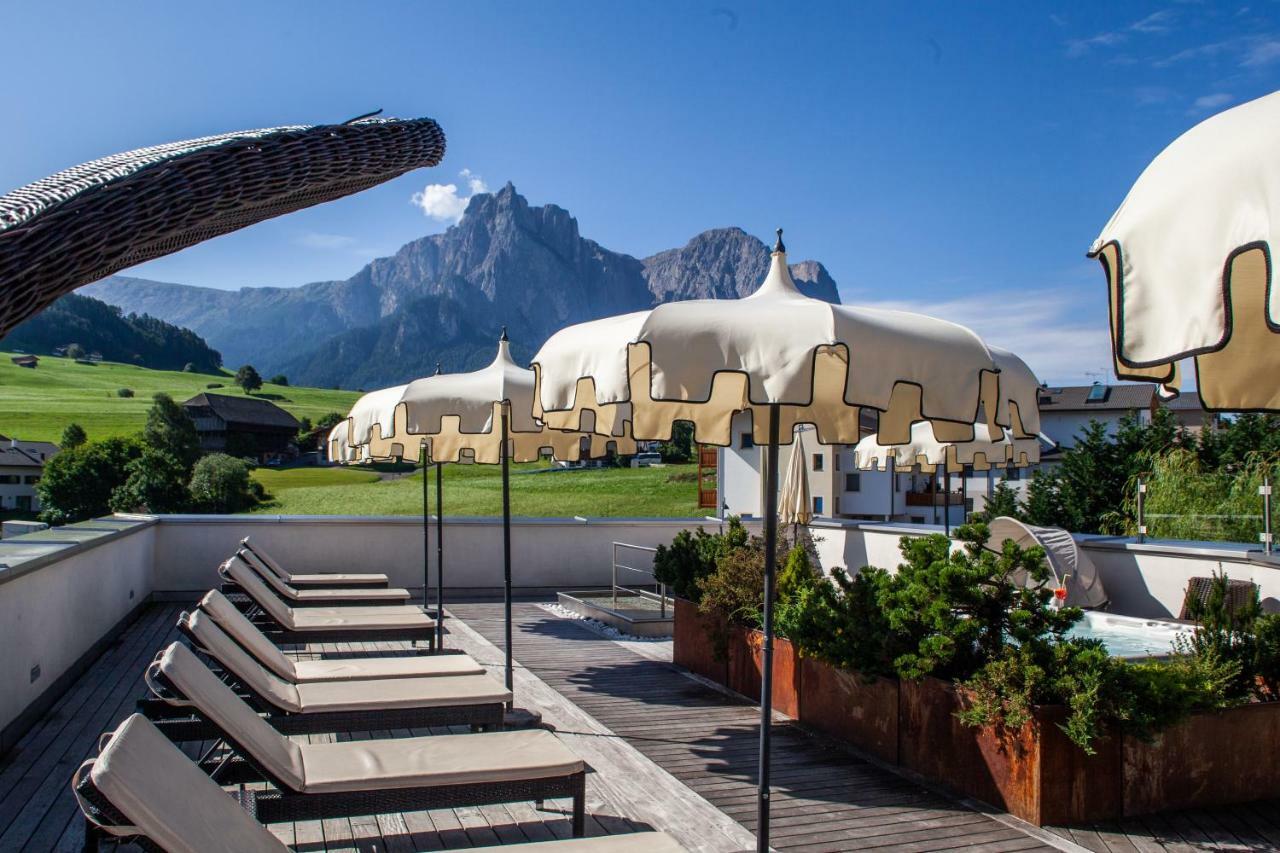 Hotel Castel Oswald Von Wolkenstein Castelrotto Exteriör bild