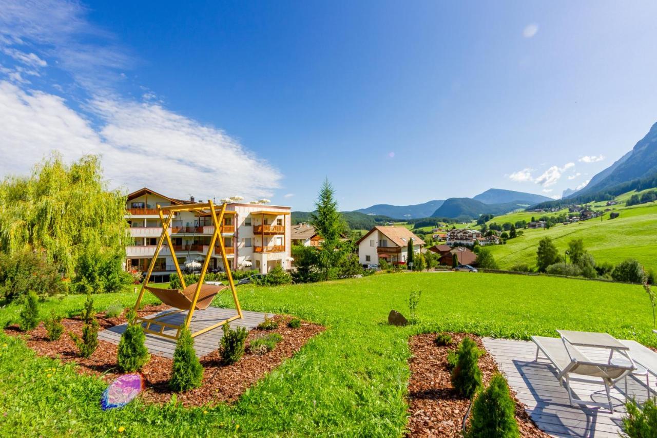 Hotel Castel Oswald Von Wolkenstein Castelrotto Exteriör bild